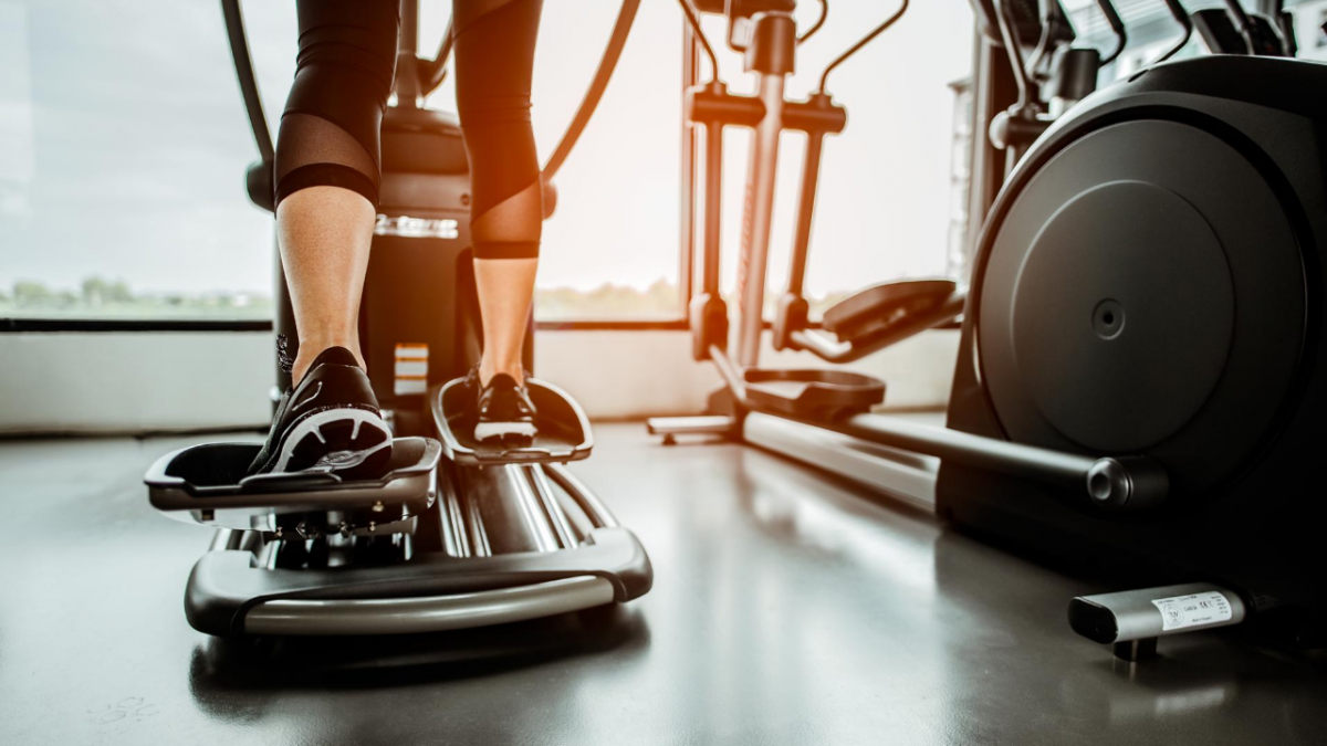 10 Health Benefits of Elliptical Workouts HOLOFIT by Holodia